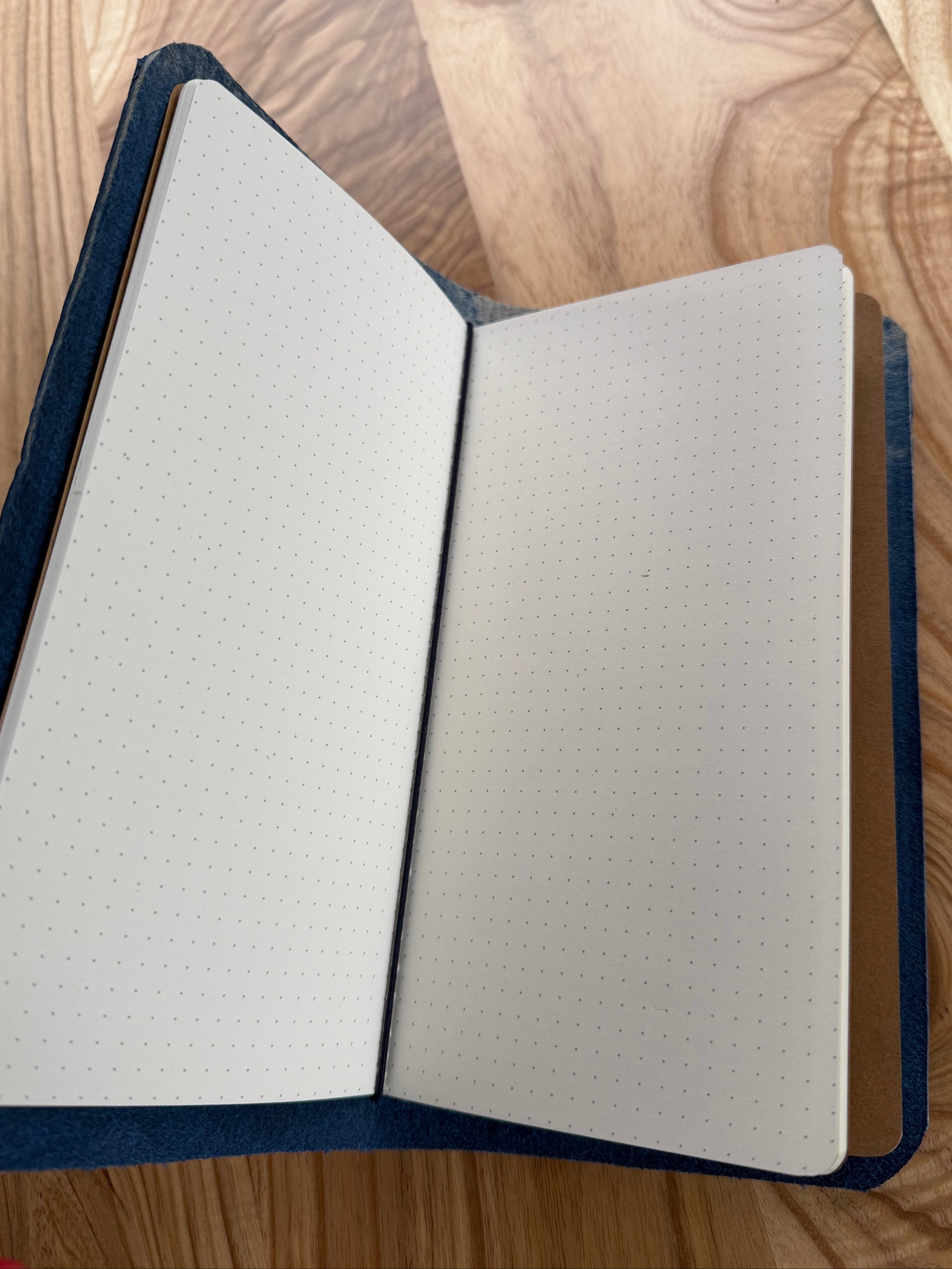 Vertical Denali leather traveler’s journal cover with 4-insert capacity