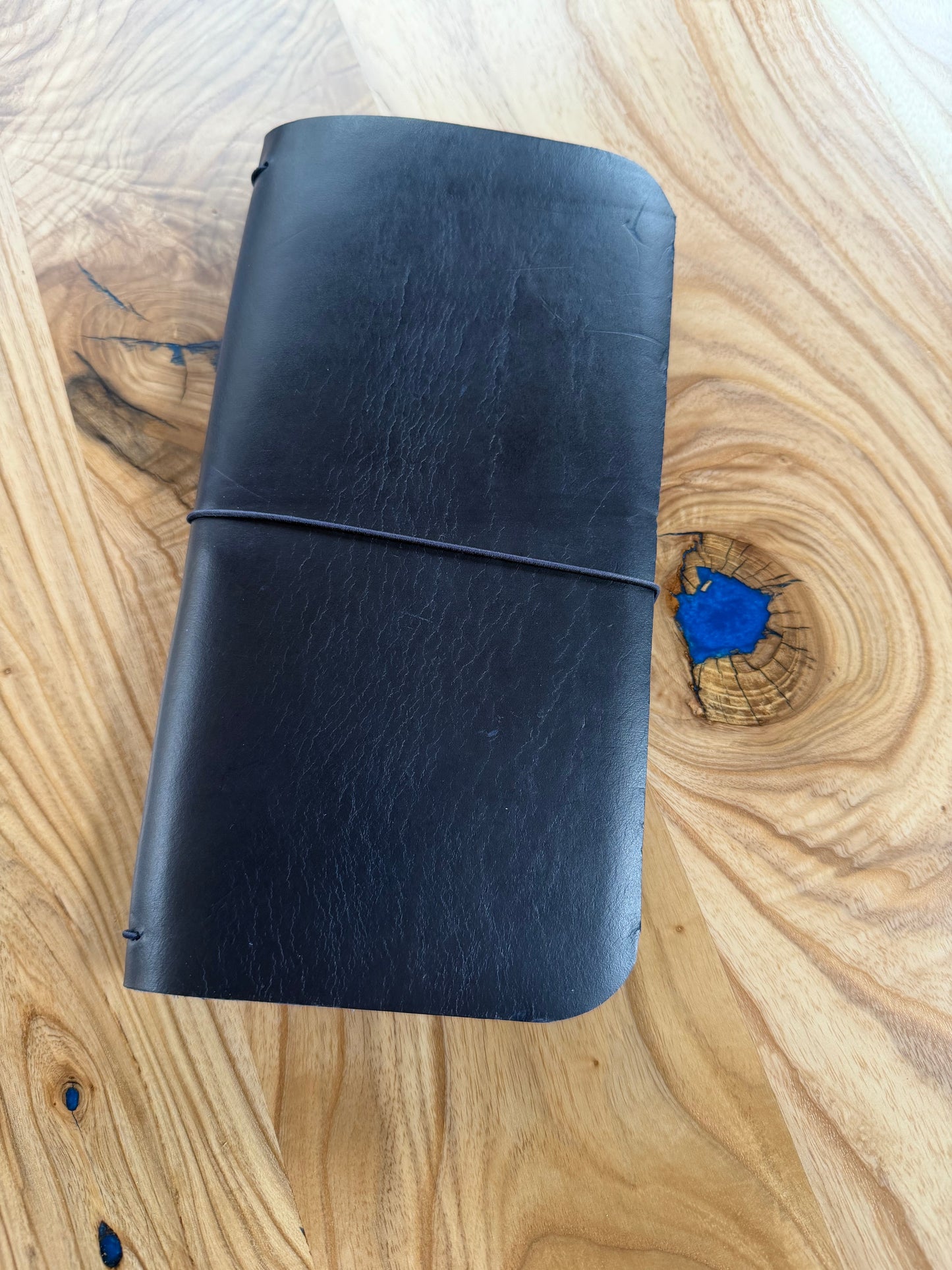 Denali Traveler’s Notebook cover in full-grain Horween Ink Washed Cavalier leather